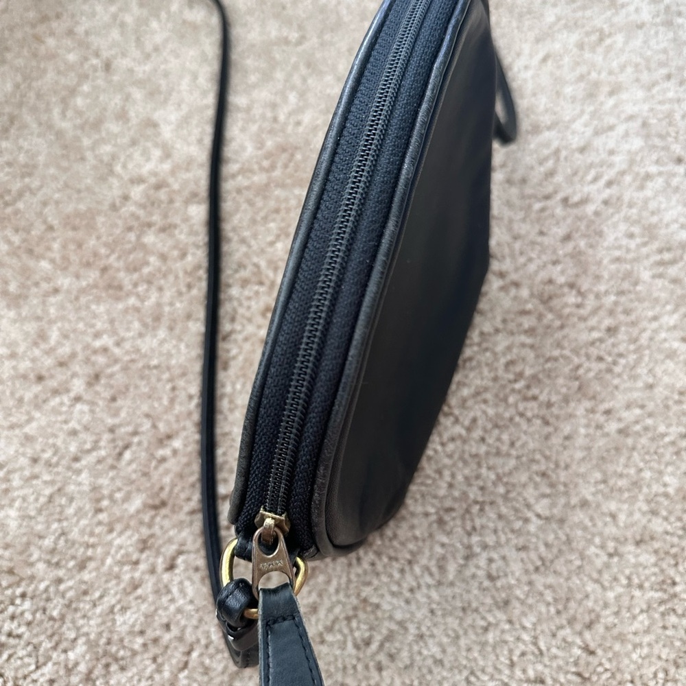 Vintage Coach Lightweights Minetta Zip Crossbody Bag - Picture 8 of 16
